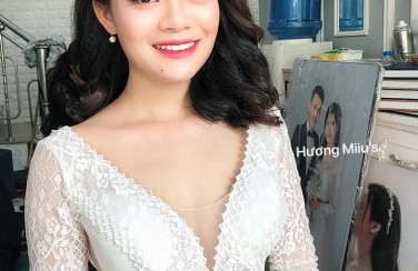 Chia sẻ cách chụp ảnh thẻ đẹp cho người mặt tròn không phải ai cũng biết 